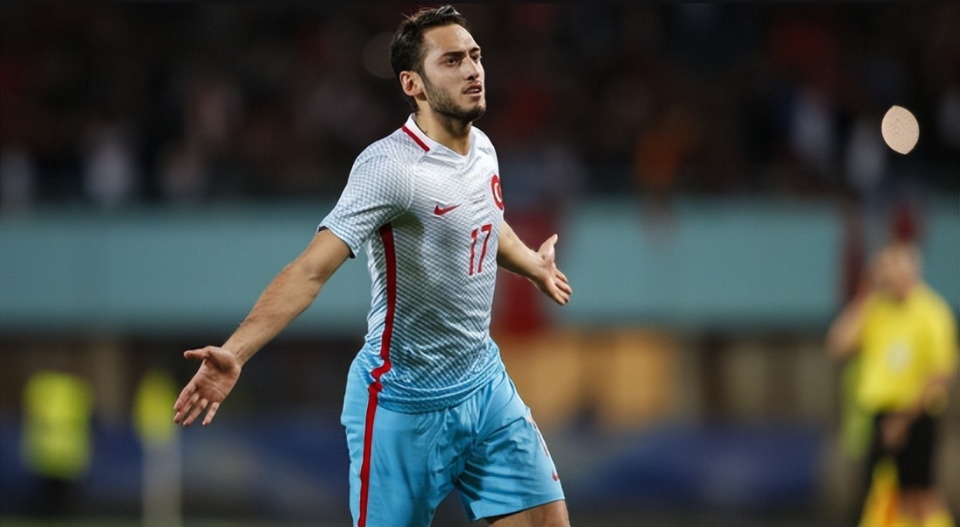 中超关键时刻再迎强敌，拉齐奥伤情更新，主帅态度：悬念犹存，高层口径保持一致的简单介绍-ayxapp